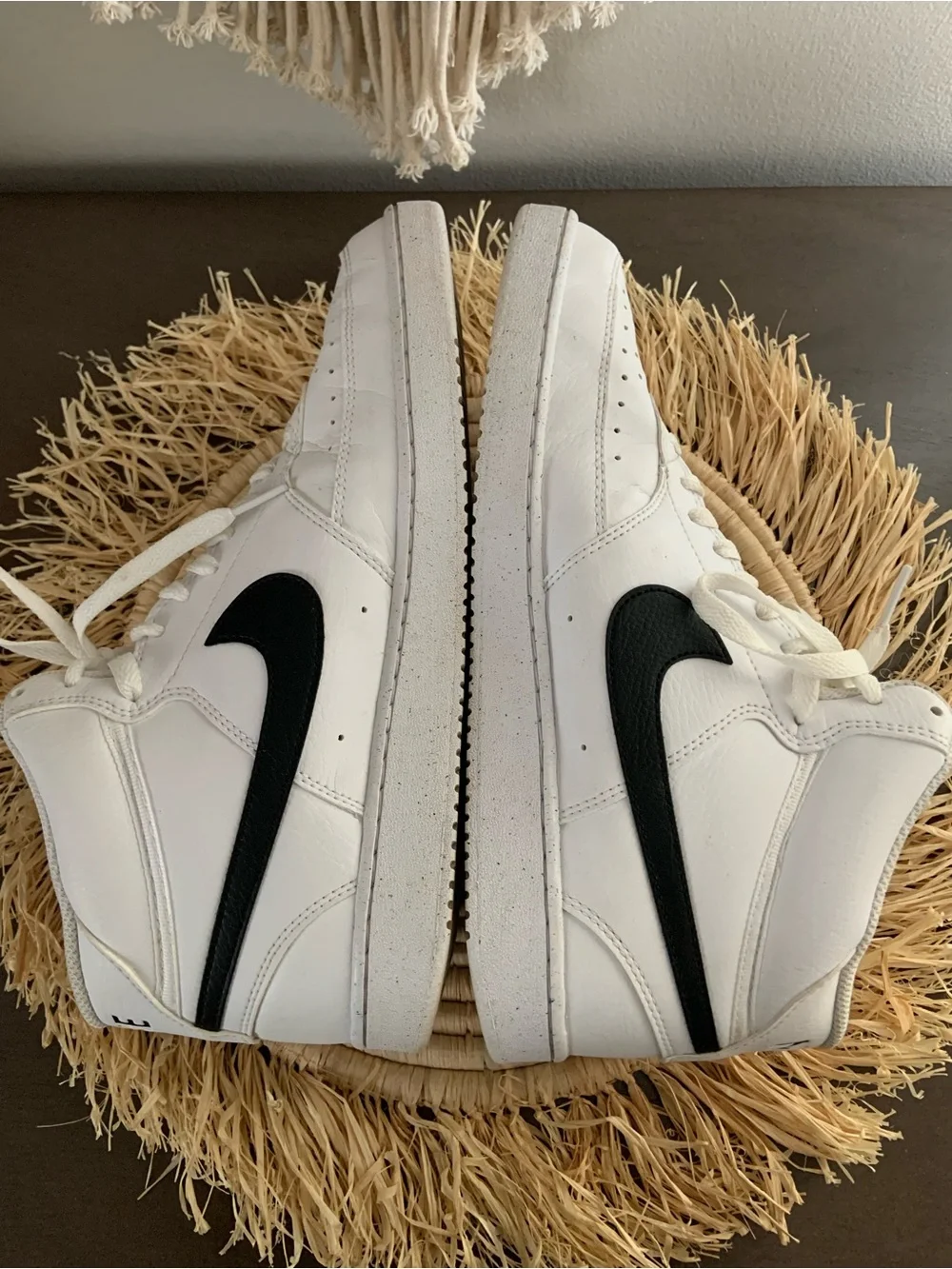 NIKE Men’s Court Vision Mid Sneakers White Black Size 10.5